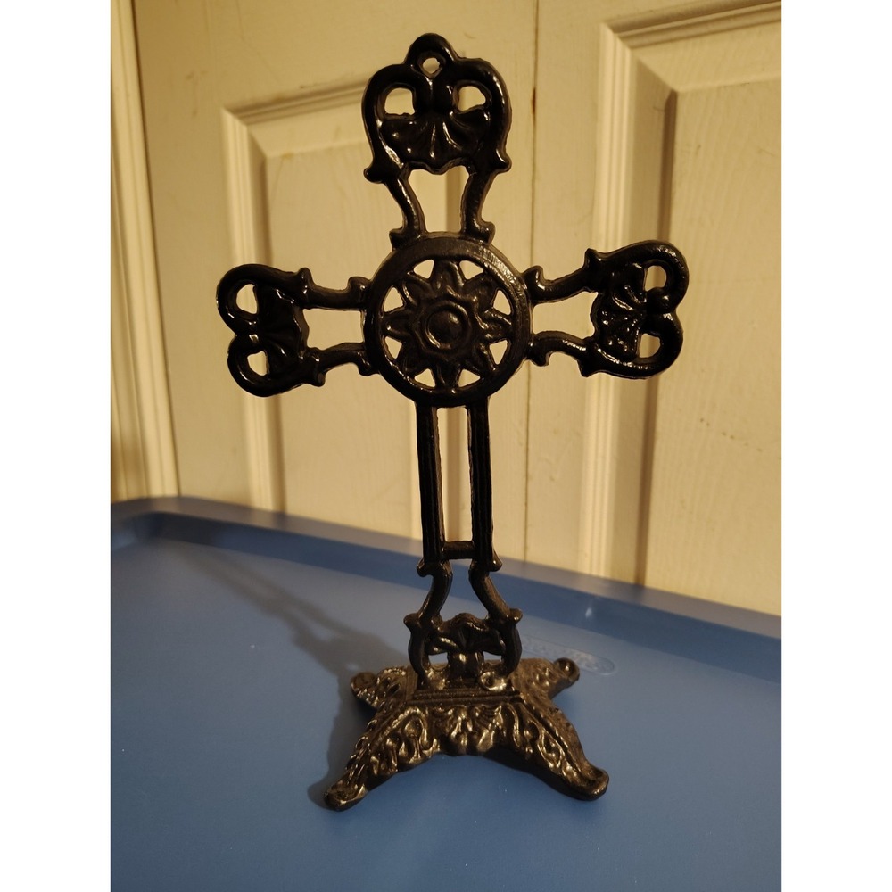IRON CROSS ~ 10.25" ~ Excellent Condition ~